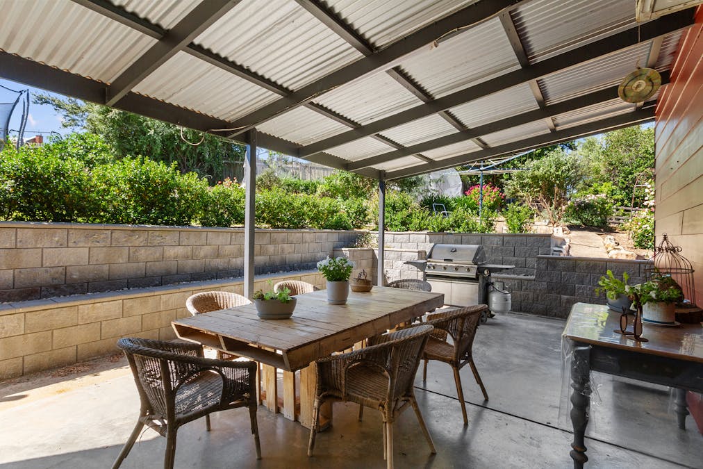 11 Harriett Street, Clare, SA, 5453 - Image 23