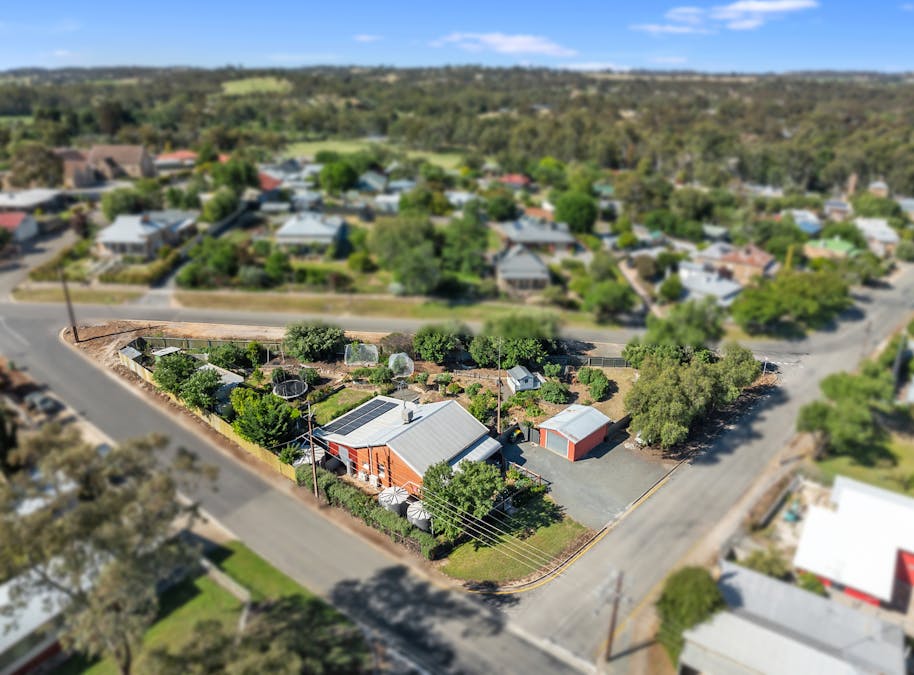 11 Harriett Street, Clare, SA, 5453 - Image 31