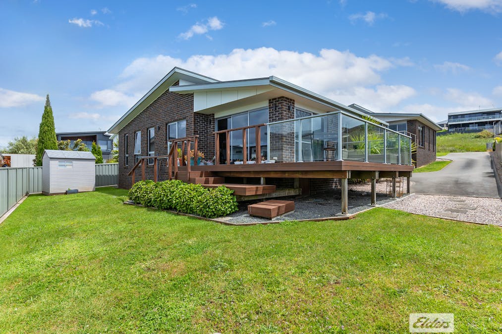 2/7 Lorrie Place, Park Grove, TAS, 7320 - Image 13