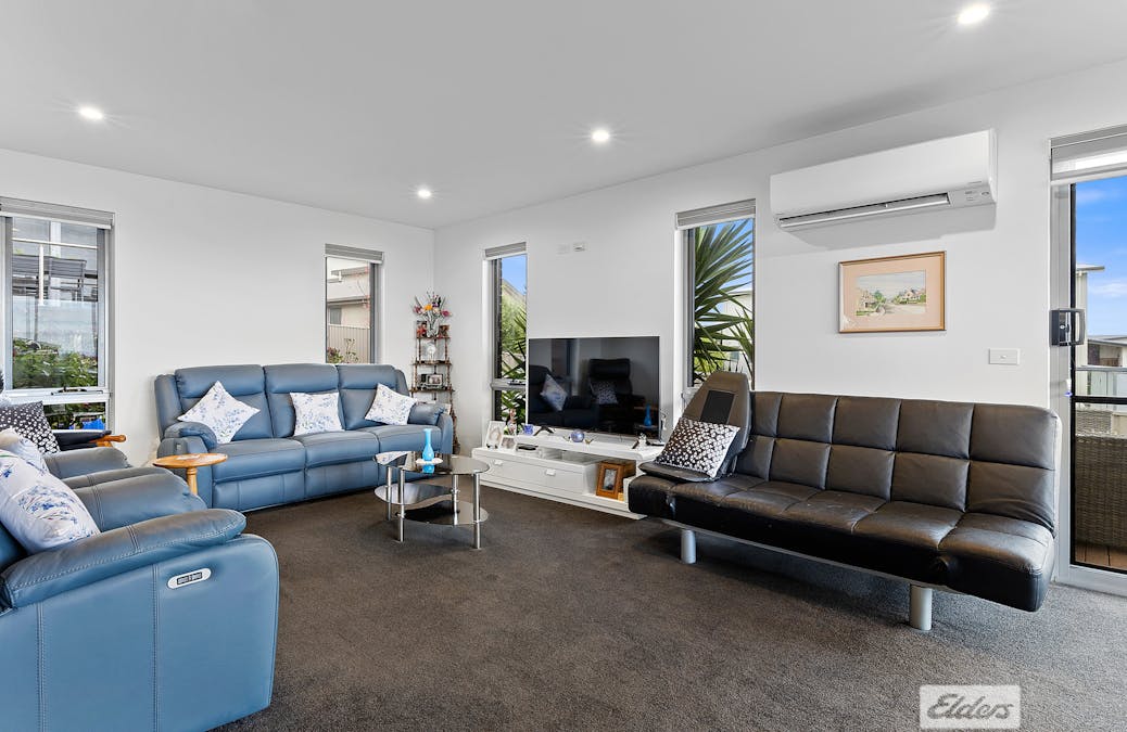 2/7 Lorrie Place, Park Grove, TAS, 7320 - Image 7