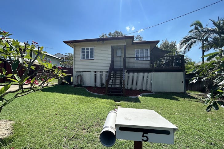 5 Leonard Street, South Gladstone, QLD, 4680