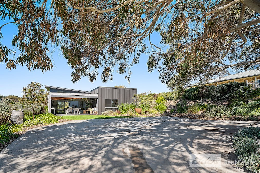 19 Harold Street, Robe, SA, 5276 - Image 1