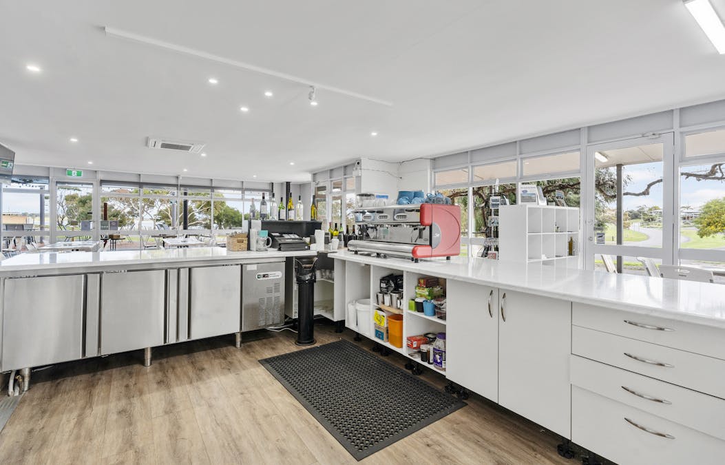 28 Island View Drive, Clayton Bay, SA, 5256 - Image 8