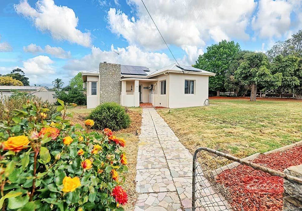 71 Clayton Road, Narrogin, WA, 6312 - Image 3