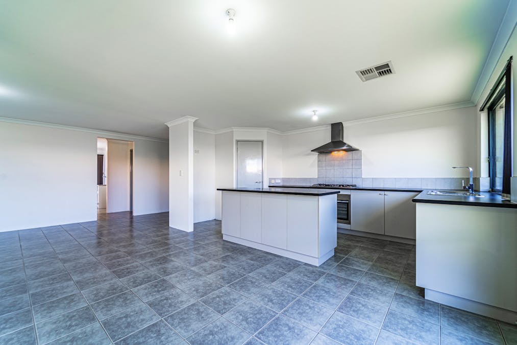 2 Bonnington Way, Baldivis, WA, 6171 - Image 14