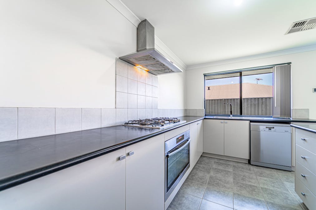 2 Bonnington Way, Baldivis, WA, 6171 - Image 11