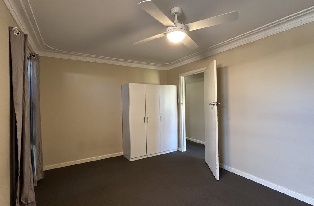 8 Tilley Crescent, East Bunbury, WA, 6230 - Image 6