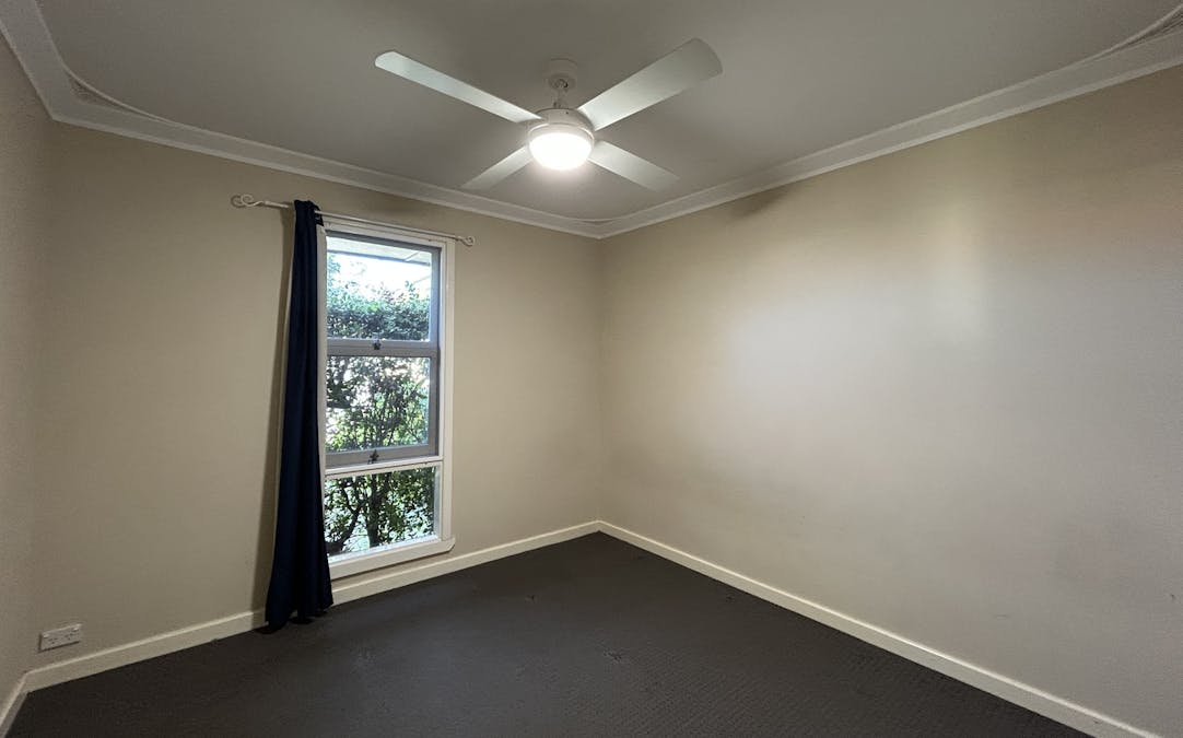 8 Tilley Crescent, East Bunbury, WA, 6230 - Image 8