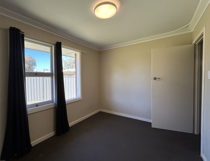 8 Tilley Crescent, East Bunbury, WA, 6230 - Image 10