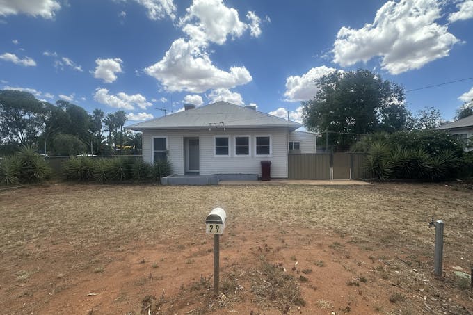 29 Murray Street, Cobar, NSW, 2835 - Image 1