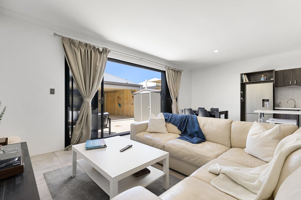 26 Splendour Road, Baldivis, WA, 6171 - Image 8