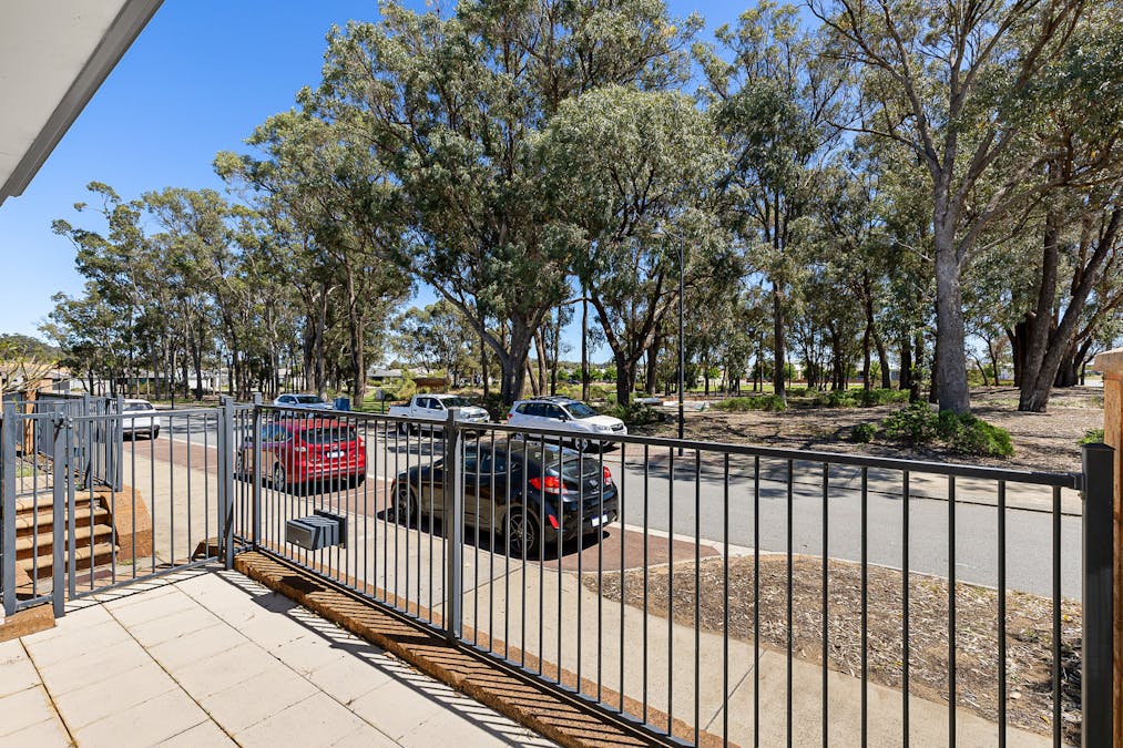 26 Splendour Road, Baldivis, WA, 6171 - Image 2