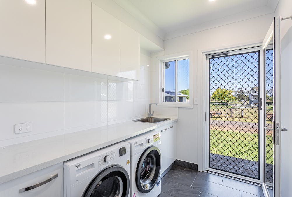 18 Katherine Street, Dalby, QLD, 4405 - Image 7