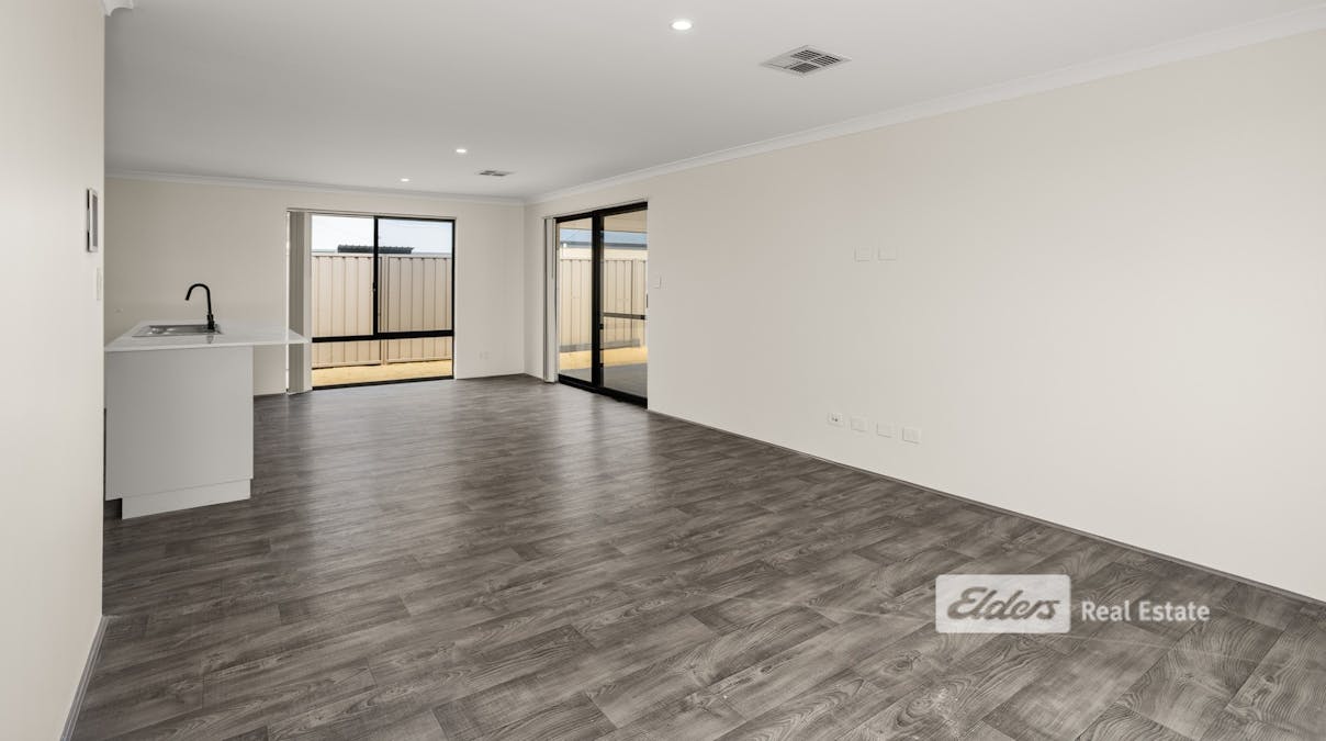 21 Ferndale Avenue, Dalyellup, WA, 6230 - Image 7