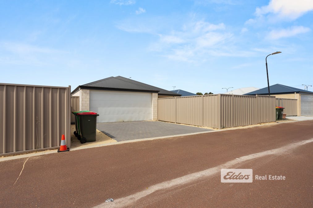 21 Ferndale Avenue, Dalyellup, WA, 6230 - Image 2