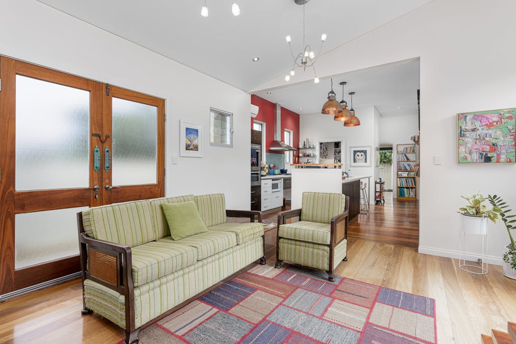 5 Reading Street, Bunbury, WA, 6230 - Image 4