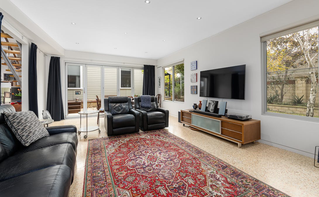 5 Reading Street, Bunbury, WA, 6230 - Image 8