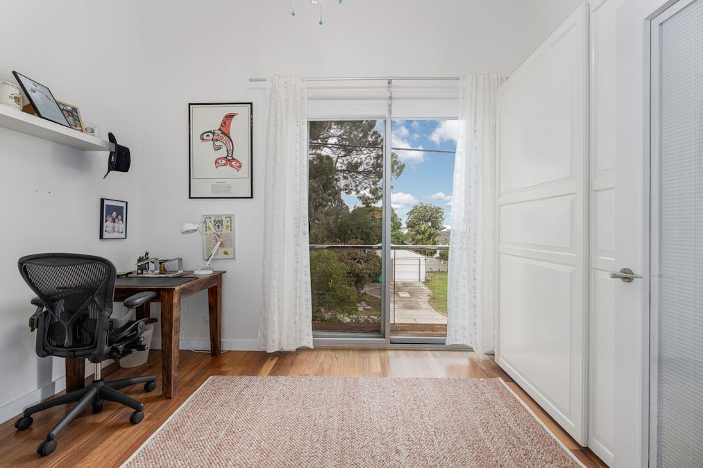 5 Reading Street, Bunbury, WA, 6230 - Image 12