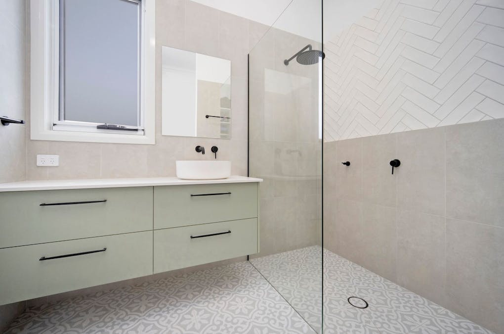 5 Dinwoodie Street, Hamilton, VIC, 3300 - Image 14