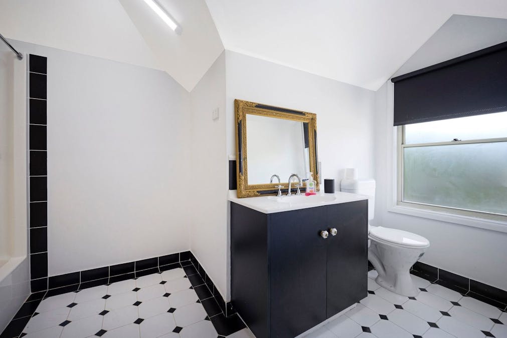 186 Kent Road, Hamilton, VIC, 3300 - Image 7