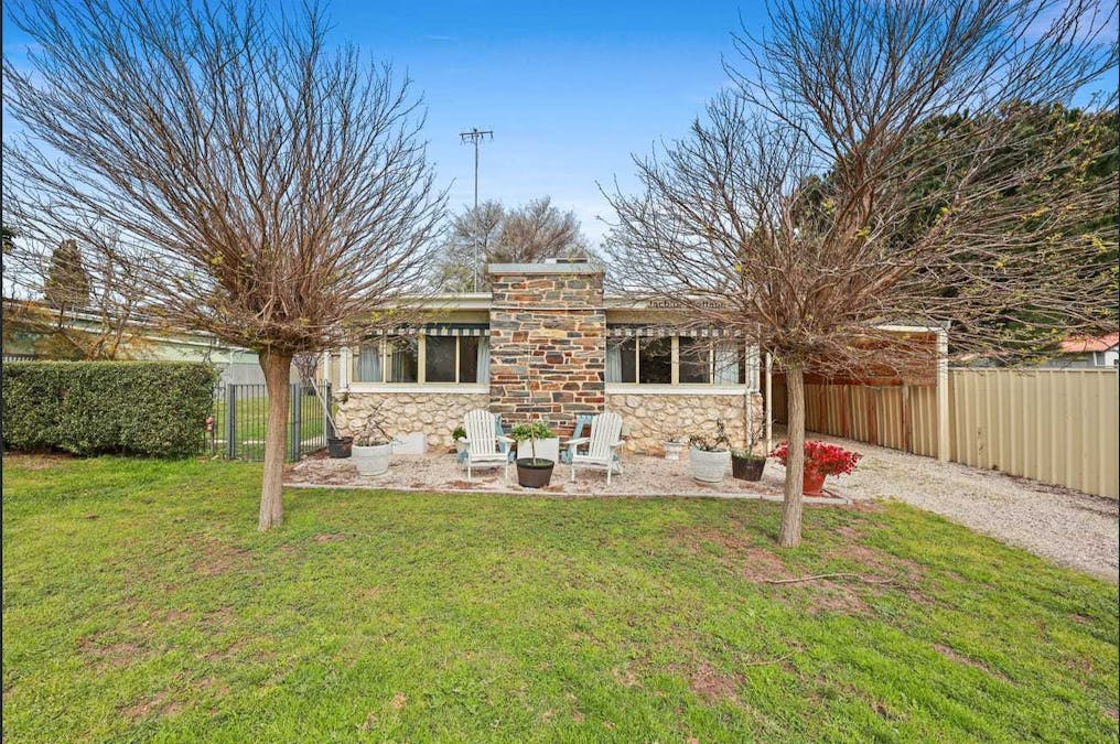 11 Bond Avenue, Victor Harbor, SA, 5211 - Image 10