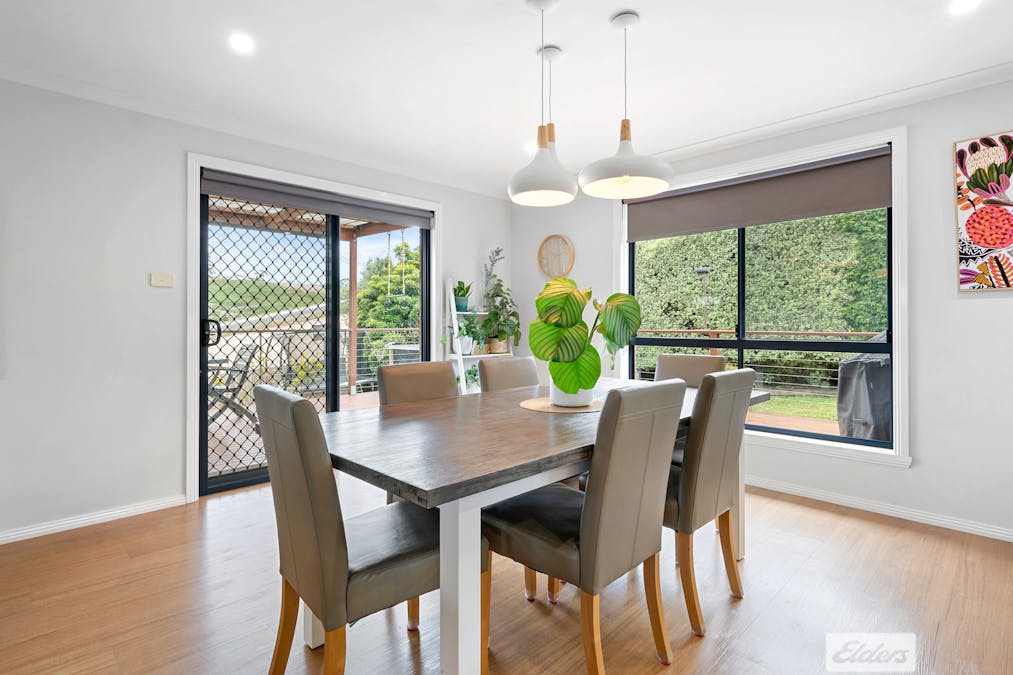 11 Heather Crescent, Park Grove, TAS, 7320 - Image 6
