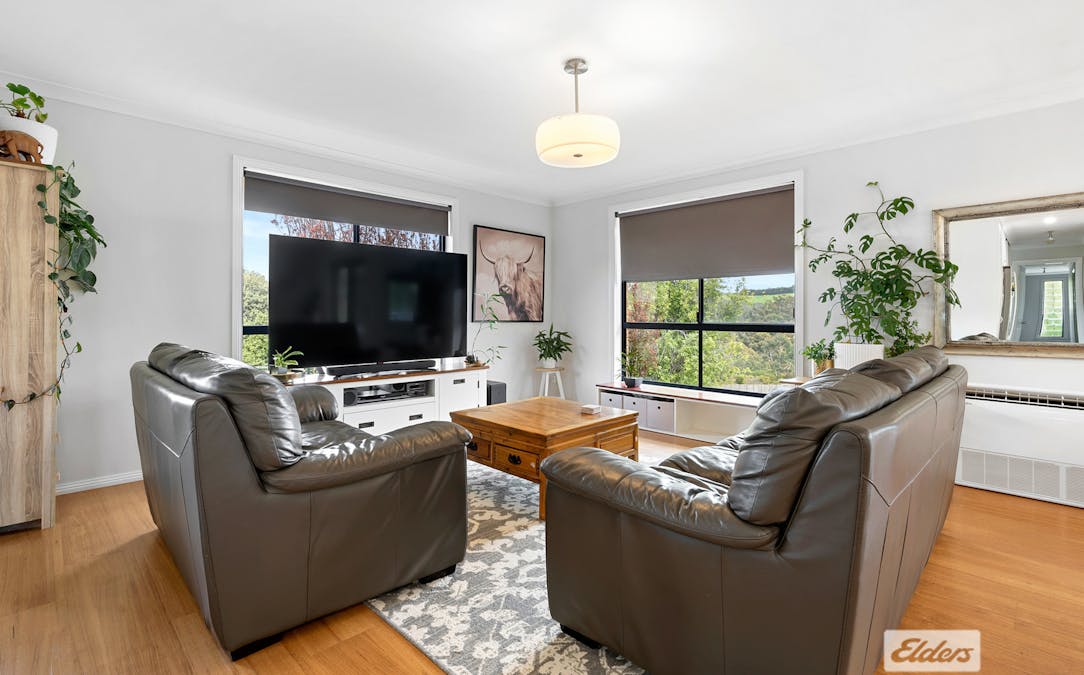 11 Heather Crescent, Park Grove, TAS, 7320 - Image 7