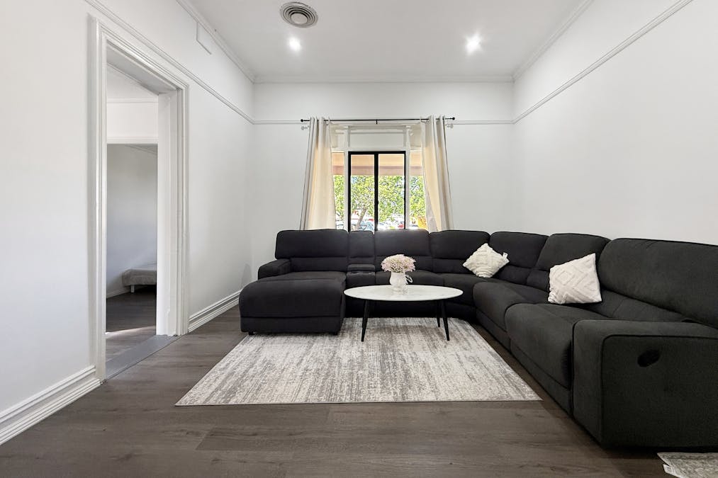 12 Grenfell Street, Parkes, NSW, 2870 - Image 3