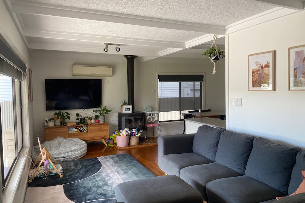 6 Tobruk Avenue, Warracknabeal, VIC, 3393 - Image 2