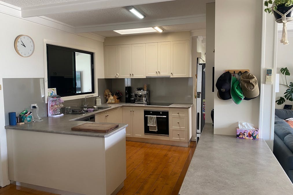 6 Tobruk Avenue, Warracknabeal, VIC, 3393 - Image 4