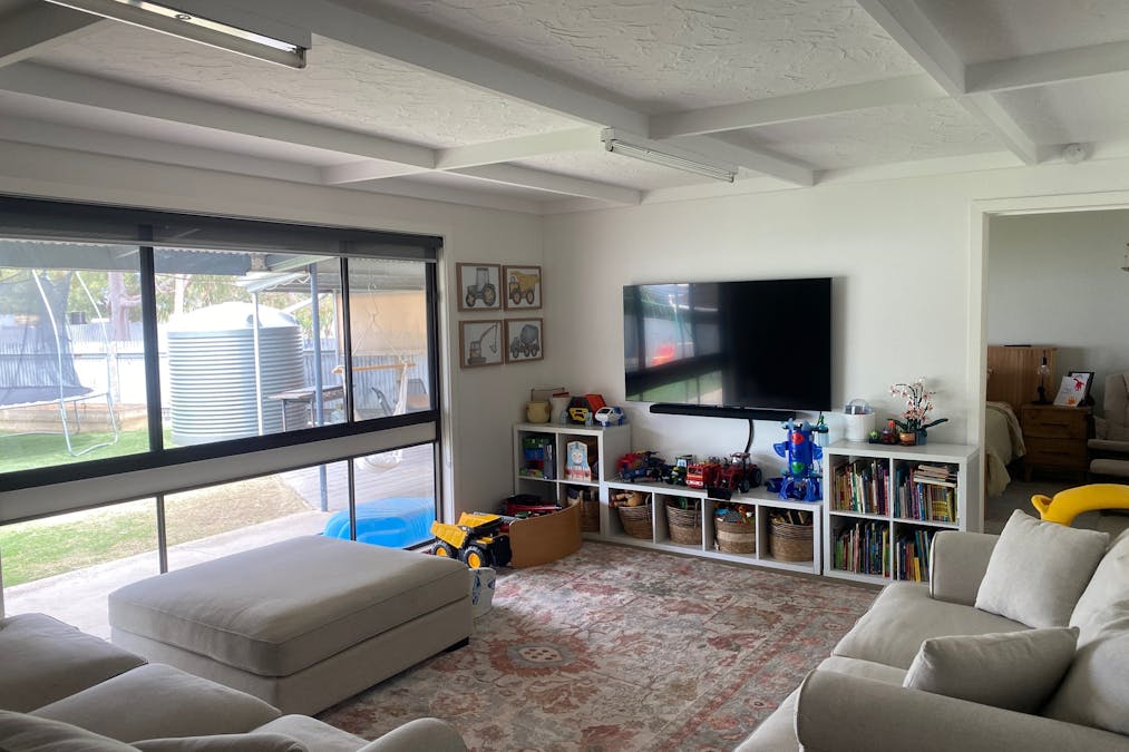 6 Tobruk Avenue, Warracknabeal, VIC, 3393 - Image 6