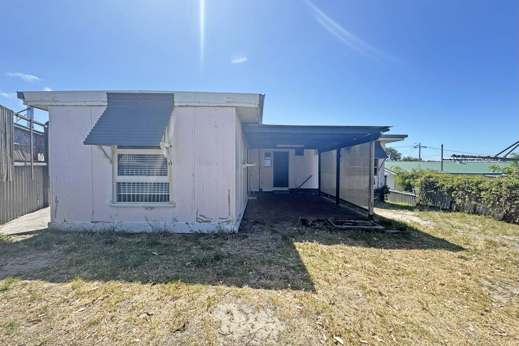 9 Magnolia Crescent, Castletown, WA, 6450 - Image 11