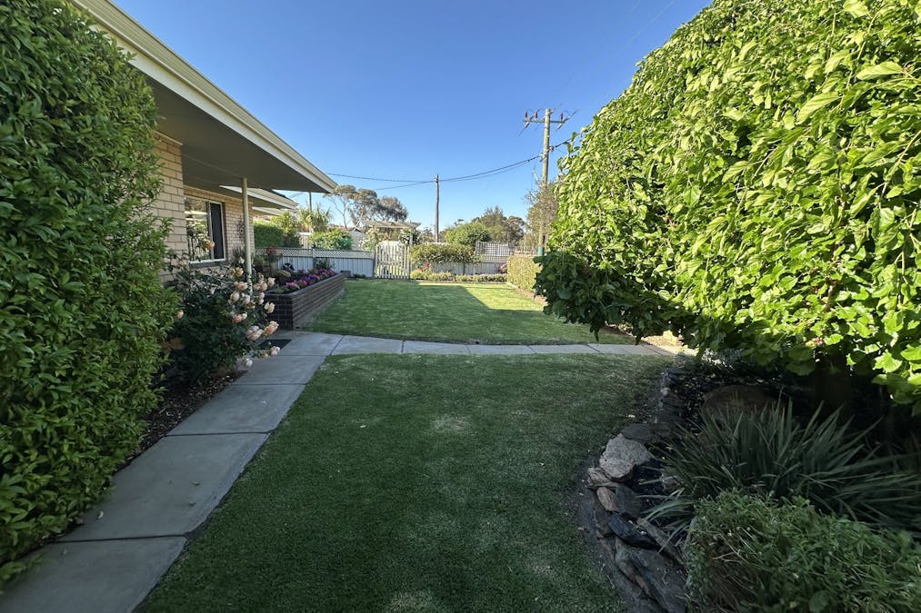 7 Andrews Place, Katanning, WA, 6317 - Image 3