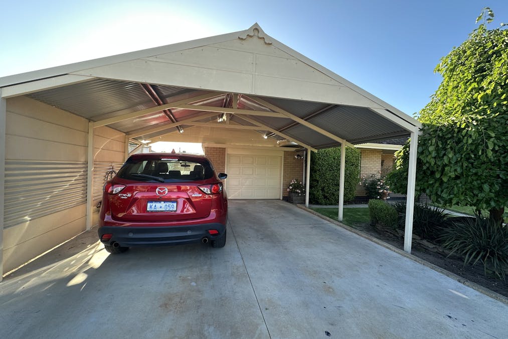 7 Andrews Place, Katanning, WA, 6317 - Image 28