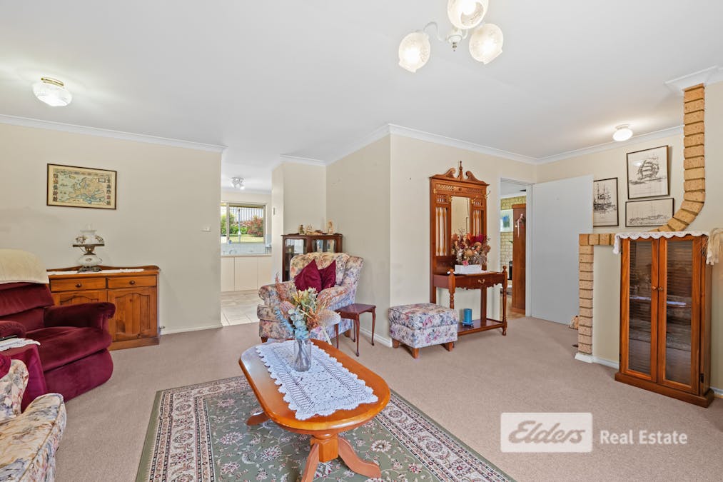 36 Barnesby Drive, Yakamia, WA, 6330 - Image 4
