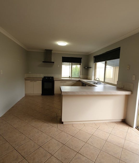 10 Wagtail Brace, Eaton, WA, 6232 - Image 3