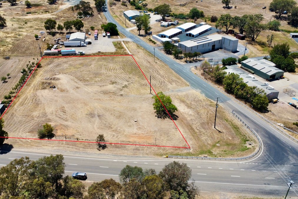 7 Chillingworks Road, Young, NSW, 2594 - Image 5