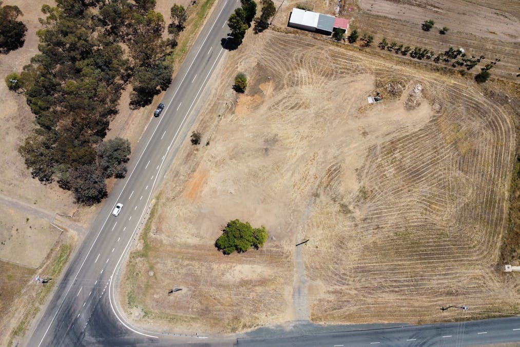 7 Chillingworks Road, Young, NSW, 2594 - Image 8