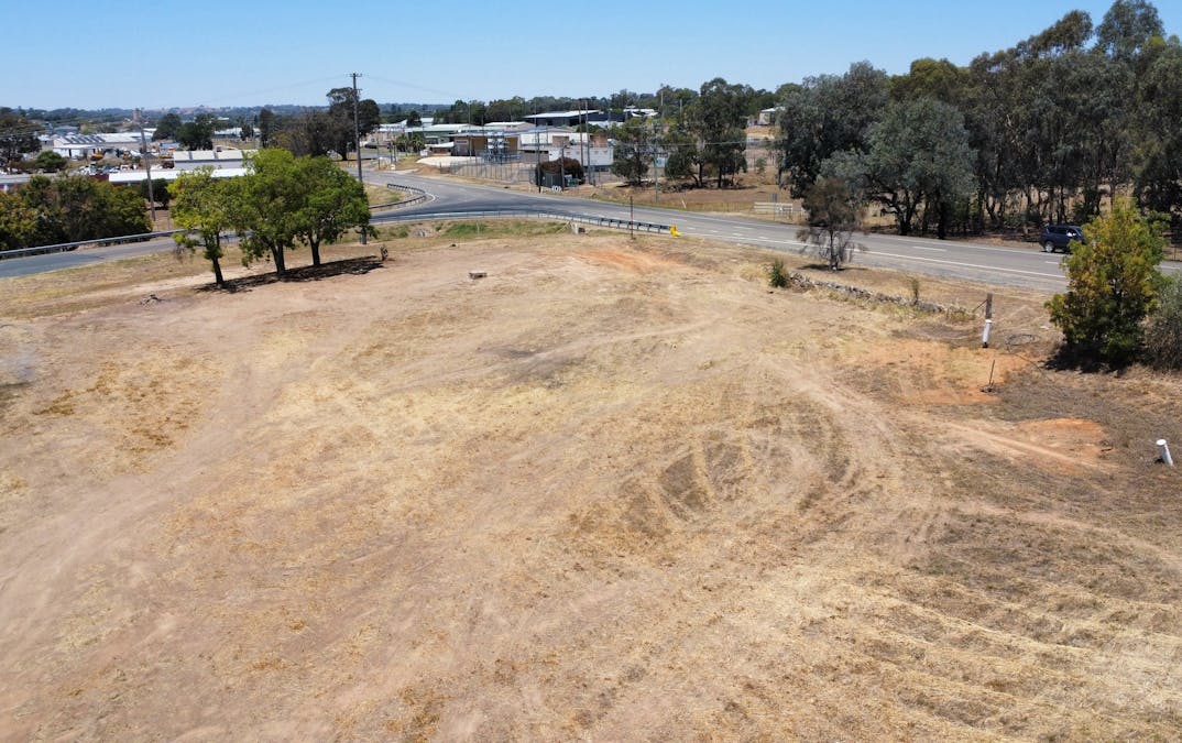 7 Chillingworks Road, Young, NSW, 2594 - Image 9