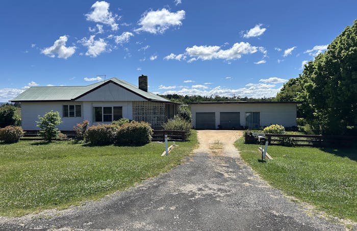 205 DANGARSLEIGH , Armidale, NSW, 2350 - Image 1