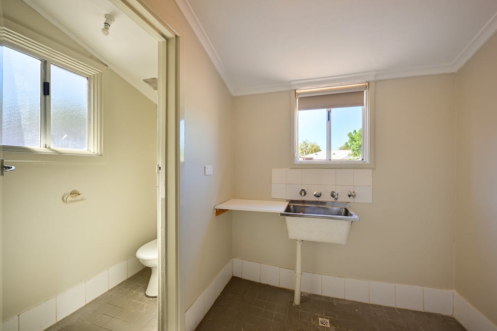8 Taylor Street, Whyalla Stuart, SA, 5608 - Image 9