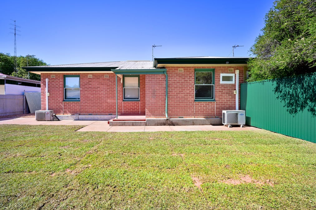 8 Taylor Street, Whyalla Stuart, SA, 5608 - Image 2