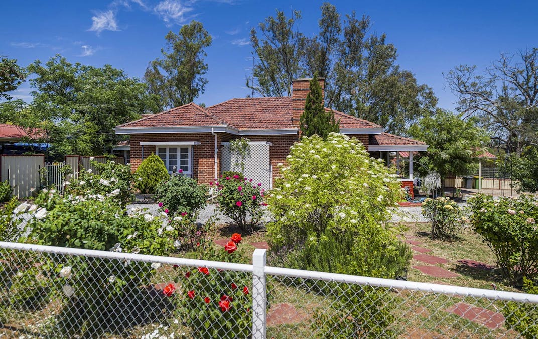 1 Glebe Street, York, WA, 6302 - Image 1