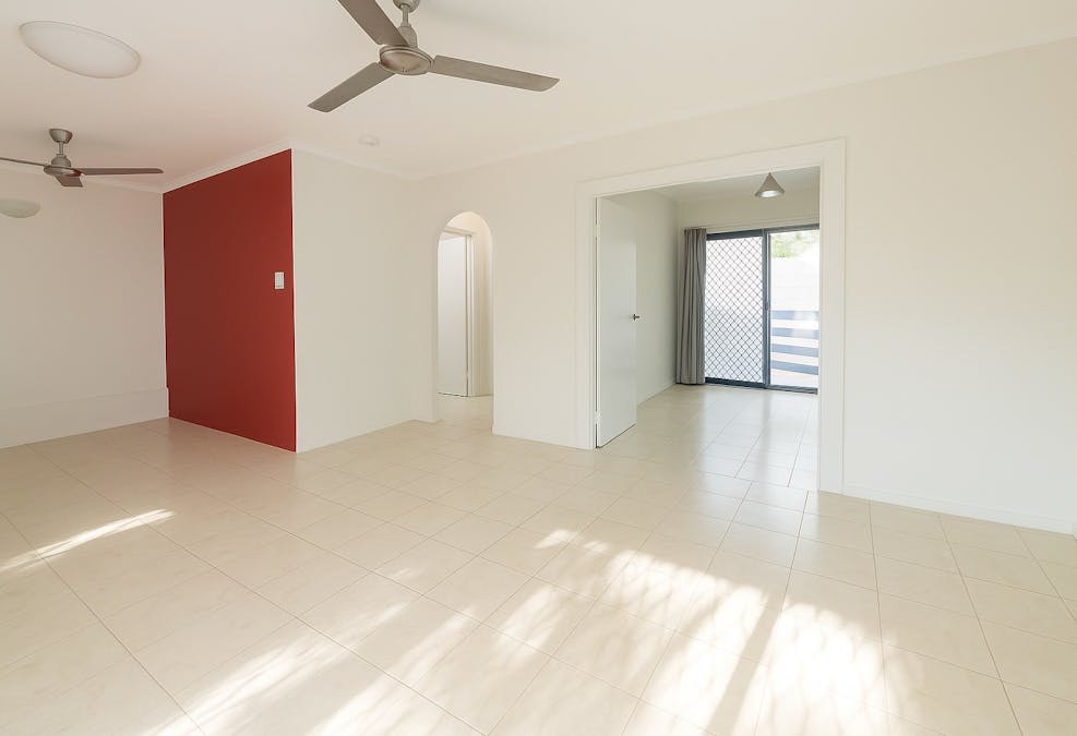 30/23 Hudson Fysh Avenue, Parap, NT, 0820 - Image 2