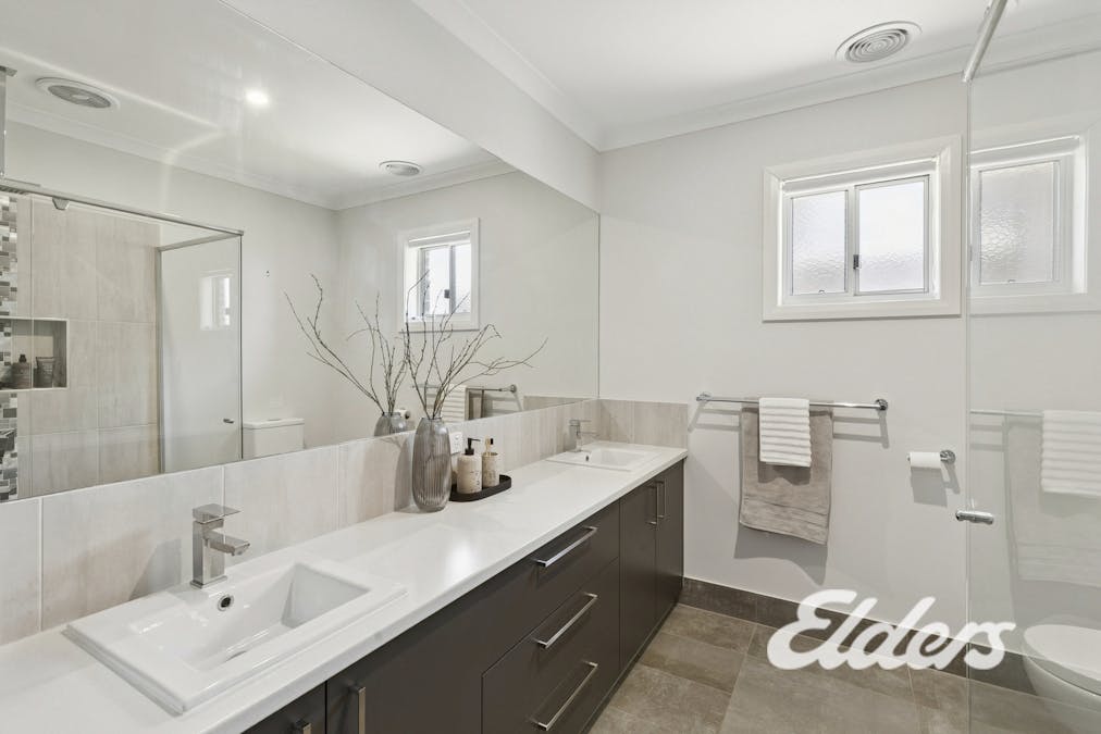 75 Lakeviews Circuit, Yarrawonga, VIC, 3730 - Image 11