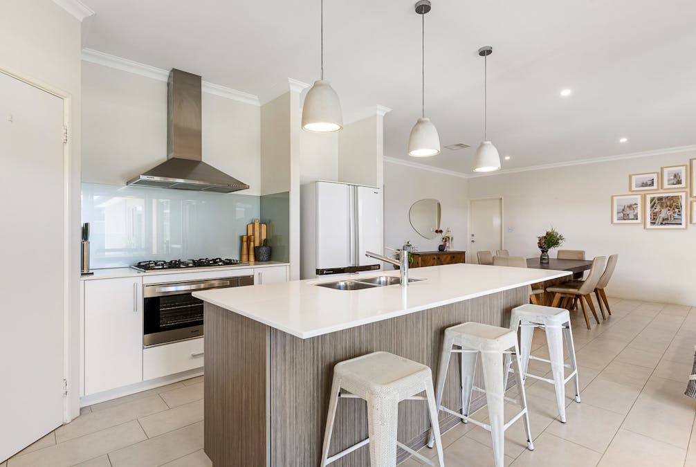 43 Baystone Road, Baldivis, WA, 6171 - Image 3