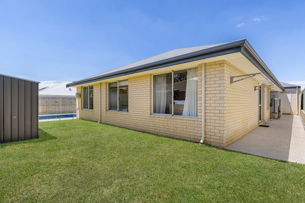 43 Baystone Road, Baldivis, WA, 6171 - Image 24
