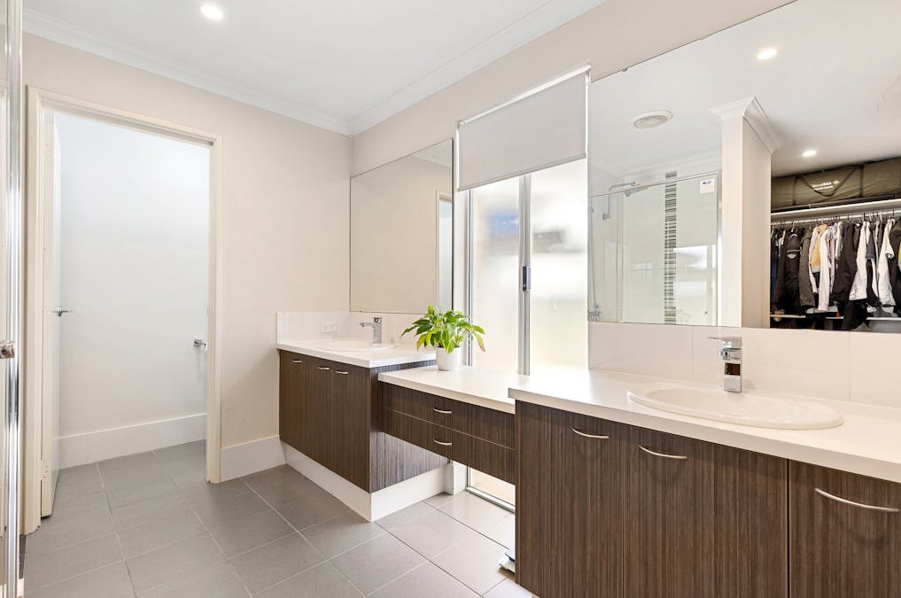 43 Baystone Road, Baldivis, WA, 6171 - Image 13