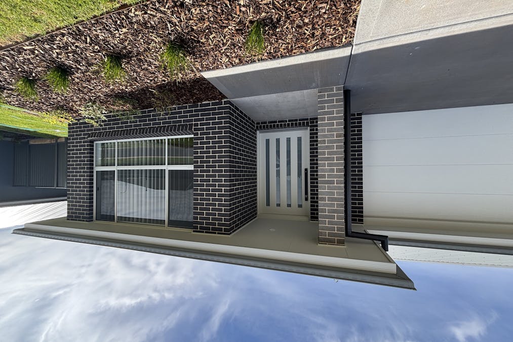 24 Tide Crescent, Dubbo, NSW, 2830 - Image 2