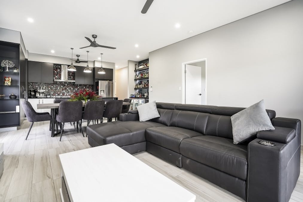 18 Sundew Circuit, Zuccoli, NT, 0832 - Image 2